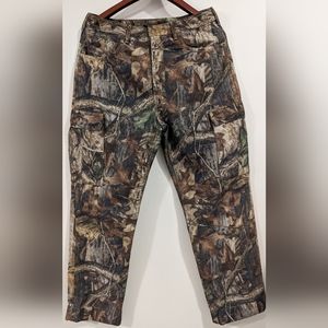 Cabela's six pocket camo hunting pants